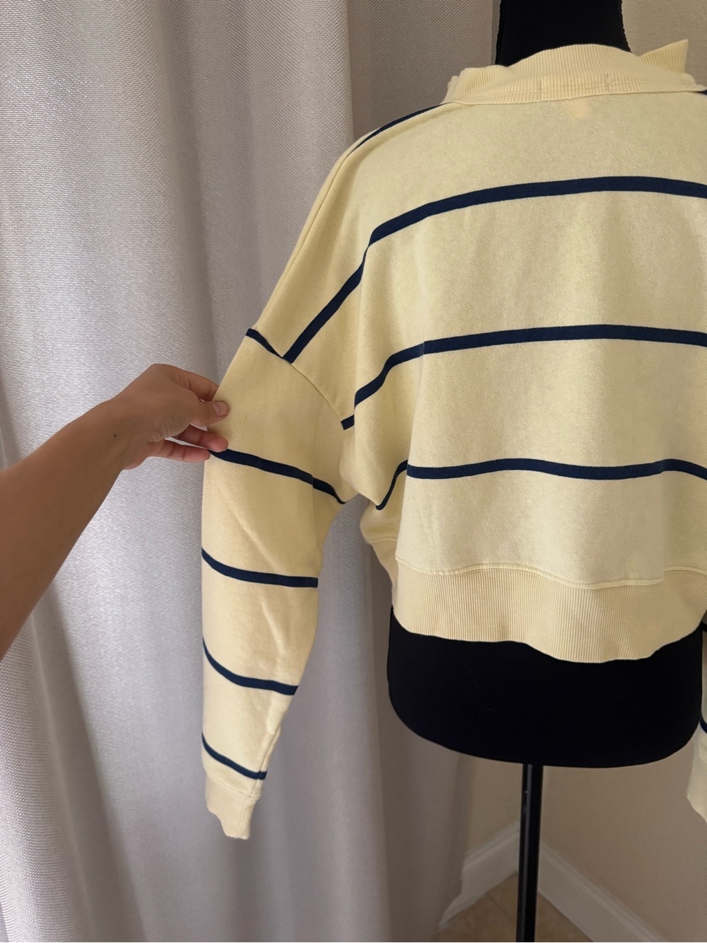 BP. Cream Navy Stripe Half Button Cropped Sweatshirt Pullover Size S - Picture 8 of 11